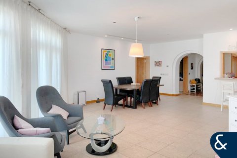 Apartament në Palm Jumeirah, Dubai, Emiratet e Bashkuara Arabe 3 dhoma gjumi, 199 m2. № 698218 - Foto 13