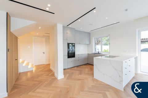 וילה להשכרה ב The Springs, Dubai, איחוד האמירויות  3 חדרי שינה, 167 מ"ר, מספר 698217 - תמונה 2