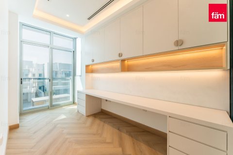 Vila v Al Furjan, Dubai, SAE 4 ložnice, 221.2 m² Č.: 645652 - fotografie 30