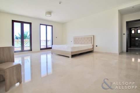 Vilă de vânzare în Palm Jumeirah, Dubai, EAU 5 dormitoare, 1292 mp.  №667548 - poză 21