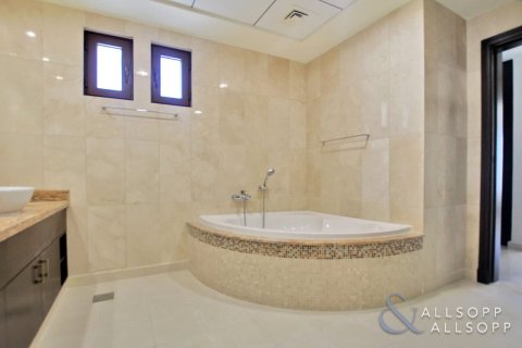 Vilă de vânzare în Palm Jumeirah, Dubai, EAU 5 dormitoare, 1292 mp.  №667548 - poză 22