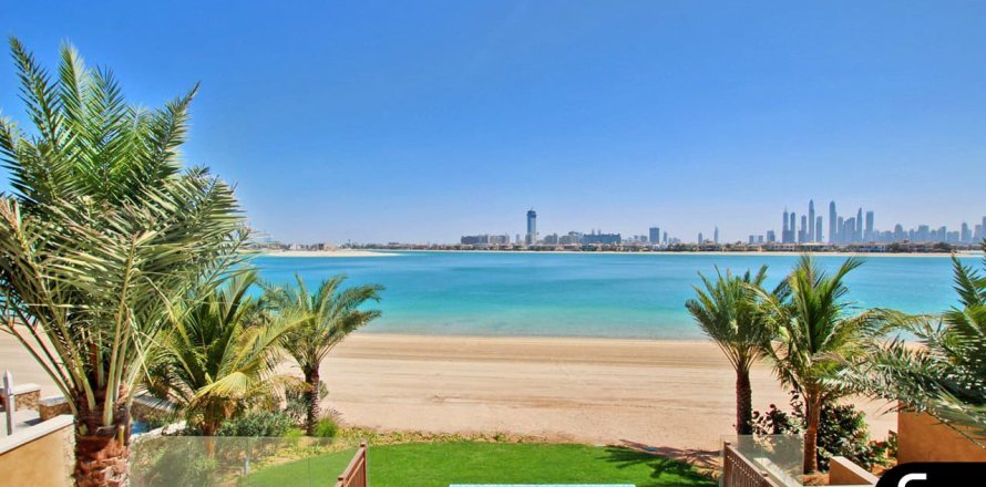 Vilă în Palm Jumeirah, Dubai, EAU 5 dormitoare, 1292 mp.  №667548