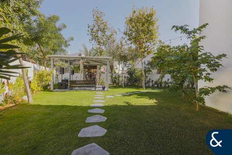 Vilă de vânzare în Meadows, Dubai, EAU 4 dormitoare, 465 mp. №667553 - poză 15