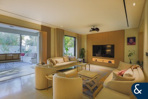 Vilă de vânzare în Meadows, Dubai, EAU 4 dormitoare, 465 mp. №667553 - poză 3