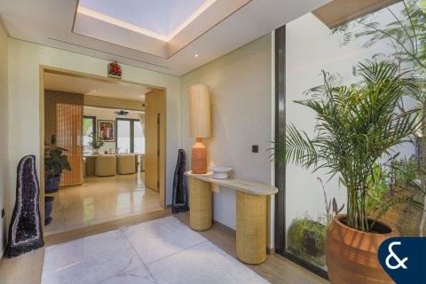 Vilă de vânzare în Meadows, Dubai, EAU 4 dormitoare, 465 mp. №667553 - poză 1