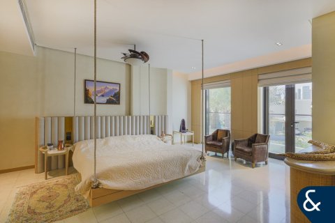 Vilă de vânzare în Meadows, Dubai, EAU 4 dormitoare, 465 mp. №667553 - poză 19