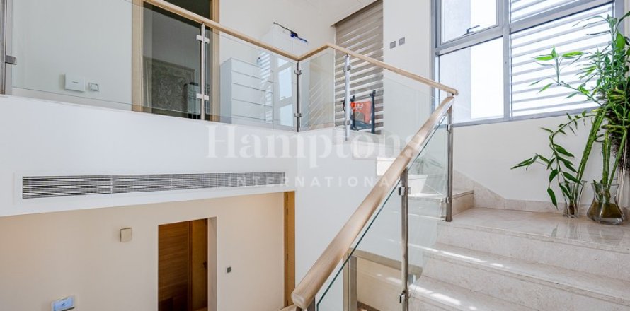 Villa in Dubai Hills Estate, Dubai, VAE: 4 Schlafzimmer, 412.118 m2 Nr. 751378
