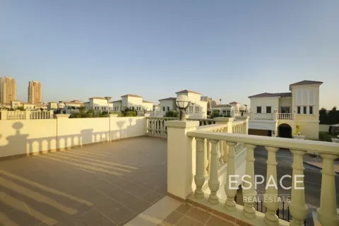 וילה למכירה ב Jumeirah Village Triangle, Dubai, איחוד האמירויות  2 חדרי שינה, 251 מ"ר, מספר 649907 - תמונה 10