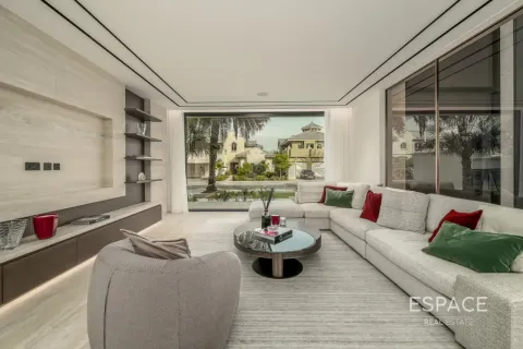 Villa te koop in Palm Jumeirah, Dubai, VAE 5 slaapkamers, 594 vr.m., nr 649906 - foto 4