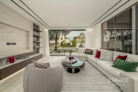 Palm Jumeirah、Dubai、UAE にあるヴィラ販売中 5ベッドルーム、594 m2、No649906 - 写真 4