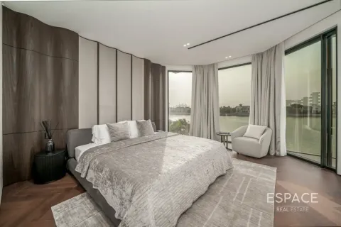 Villa te koop in Palm Jumeirah, Dubai, VAE 5 slaapkamers, 594 vr.m., nr 649906 - foto 15
