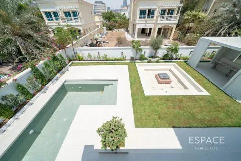 Vilë në Jumeirah Village Triangle, Dubai, Emiratet e Bashkuara Arabe 5 dhoma gjumi, 398 m2. № 649909 - Foto 2