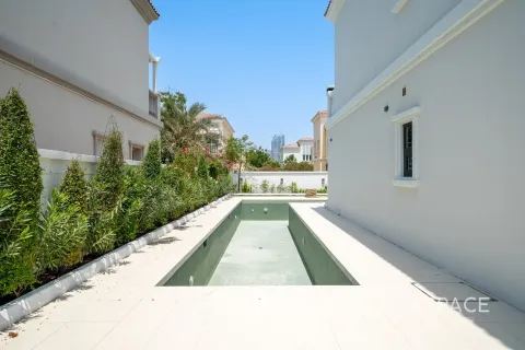 Vilë në Jumeirah Village Triangle, Dubai, Emiratet e Bashkuara Arabe 5 dhoma gjumi, 398 m2. № 649909 - Foto 19