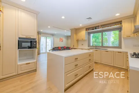 Villa te koop in Green Community, Dubai, VAE 5 slaapkamers, 548 vr.m., nr 649910 - foto 9