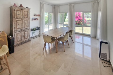 Villa itt: Meadows, Dubai, EAE, 6 hálószoba, 796.56 m², azonosító: 750216 - fénykép 13