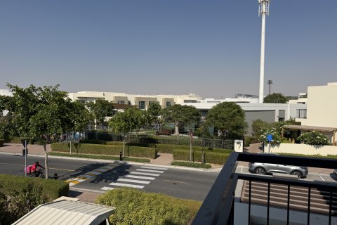 Rijtjeshuis te huur in Arabian Ranches 2, Dubai, VAE 4 slaapkamers, 259.29 vr.m., nr 750215 - foto 12