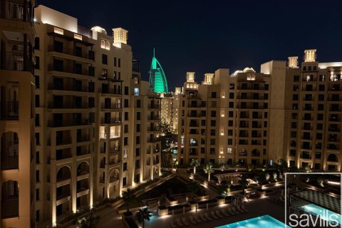 Umm Suqeim、Dubai、UAEにあるマンション 2ベッドルーム、102.1 m2 No747259