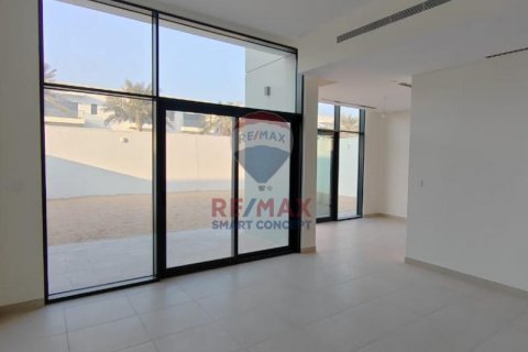 Al Furjan, Dubai, संयुक्त अरब अमीरात में टाउनहाउस, 4 बेडरूम, 335.9 वर्ग मीटर, संख्या 571403 - फ़ोटो 5