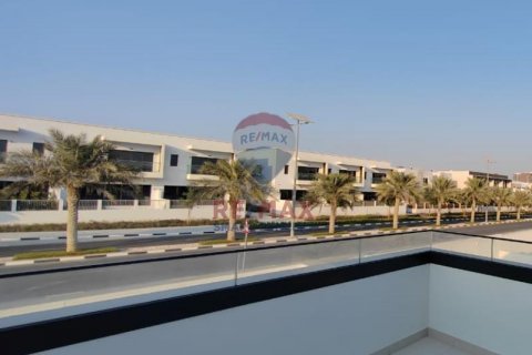Al Furjan, Dubai, संयुक्त अरब अमीरात में टाउनहाउस, 4 बेडरूम, 335.9 वर्ग मीटर, संख्या 571403 - फ़ोटो 1