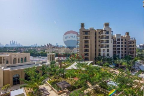 Apartment in Umm Suqeim, Dubai, UAE 1 bedroom, 79.2 sq.m. № 571400 - photo 1