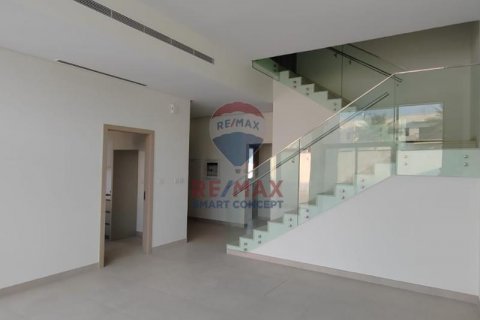 Řadový dům v Al Furjan, Dubai, SAE 4 ložnice, 357.9 m² Č.: 571402 - fotografie 3