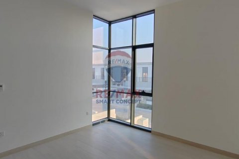 Řadový dům v Al Furjan, Dubai, SAE 4 ložnice, 357.9 m² Č.: 571402 - fotografie 12