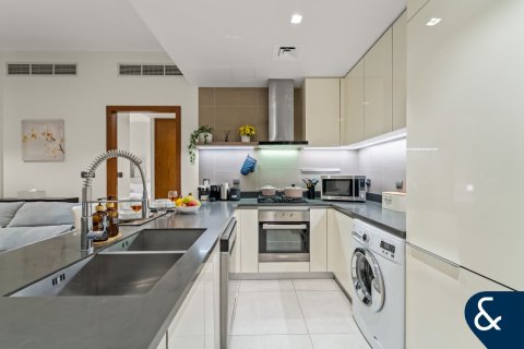 Lägenhet till försäljning i Dubai Marina, Dubai, UAE 1 sovrum, 61 kvm Nr. 667178 - fotografi 7