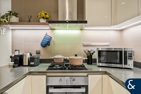 Lägenhet till försäljning i Dubai Marina, Dubai, UAE 1 sovrum, 61 kvm Nr. 667178 - fotografi 6