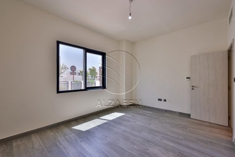 Müüa villa on the Yas Island, Abu Dhabi, AÜE: 5 magamistoaga, 384 m² Nr 615731 - pilt 10