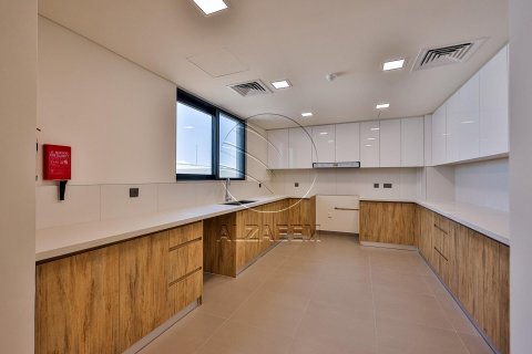 Müüa villa on the Yas Island, Abu Dhabi, AÜE: 5 magamistoaga, 384 m² Nr 615731 - pilt 5