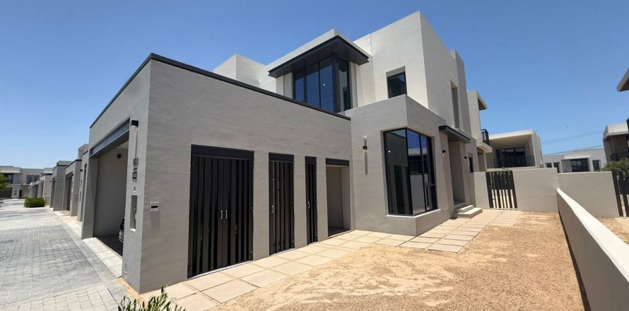 Kamienica w Jebel Ali, Dubai, ZEA 4 sypialnie, 343.3 mkw. nr 716031