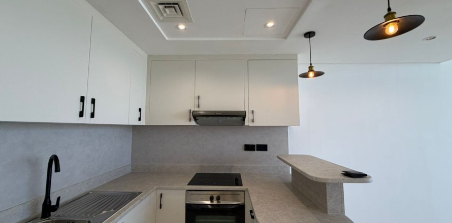 Apartment in DIFC, Dubai, UAE 50 sq.m. № 681422