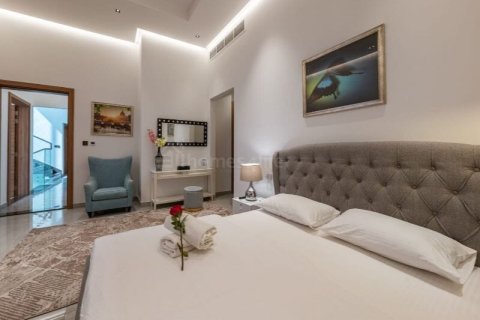 Vila u Al Jafiliya, Dubai, UAE 16 spavaćih soba, 929 m2 Br. 681421 - fotografija 10
