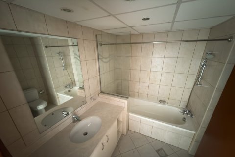 Зняти в оренду квартиру в Motor City, Дубай, ОАЕ 2 спальні, 189м2, № 681427 - фото 7