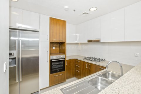 Apartment in Downtown Dubai (Downtown Burj Dubai), UAE 2 bedrooms, 132 sq.m. № 681424 - photo 14