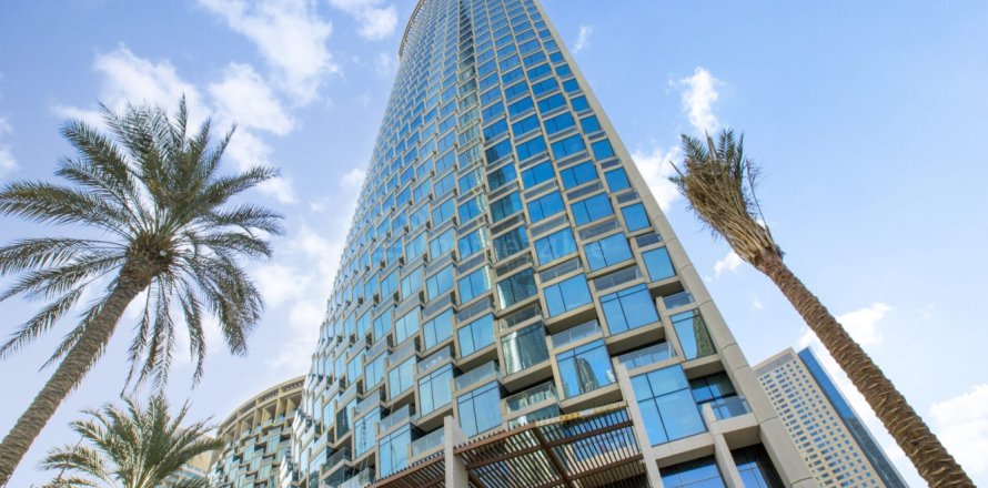 Apartment in Downtown Dubai (Downtown Burj Dubai), UAE 2 bedrooms, 132 sq.m. № 681424