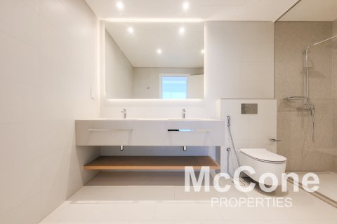 Jumeirah Beach Residence, Dubai, UAE의 임대용 아파트 침실 2개, 131.09제곱미터 번호 586858 - 사진 13