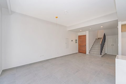 Dubai Land, Dubai, UAE의 판매용 빌라 침실 3개, 161제곱미터 번호 708595 - 사진 1