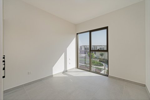 Villa sa Dubai Land, Dubai, UAE 3 silid-tulugan, 161 sq.m. № 708595 - larawan 12