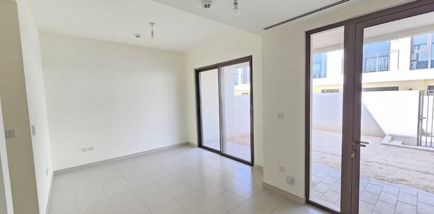 تاون هاوس في دبي 3 غرفة نوم ، 137.8 متر مربع . ر قم 716105