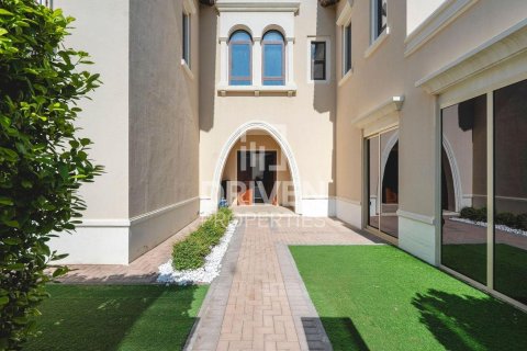 Villa in Arabian Ranches 2, Dubai, UAE 6 bedrooms, 760.78 sq.m. № 746016 - photo 27