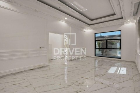 Nadd Al Sheba, Dubai, BAE’de kiralık villa 5 yatak odası, 929.96 m² No 746014 - fotoğraf 18