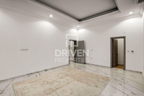 Nadd Al Sheba, Dubai, BAE’de kiralık villa 5 yatak odası, 929.96 m² No 746014 - fotoğraf 8