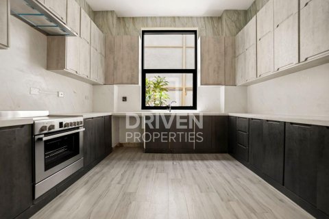 Nadd Al Sheba, Dubai, BAE’de kiralık villa 5 yatak odası, 929.96 m² No 746014 - fotoğraf 20