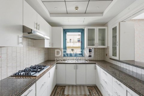 Vila di Mirdif, Dubai, UAE 3 bilik tidur, 267 meter persegi № 746017 - foto 9