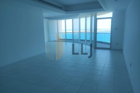 Appartamento in affitto a Abu Dhabi, EAU 4 camere da letto, 361.5 mq. № 601118 - foto 3