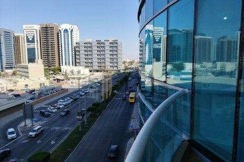阿联酋 Abu Dhabi 待租 : 3 卧, 195.1 平方米 , 编号601117 - 照片 1