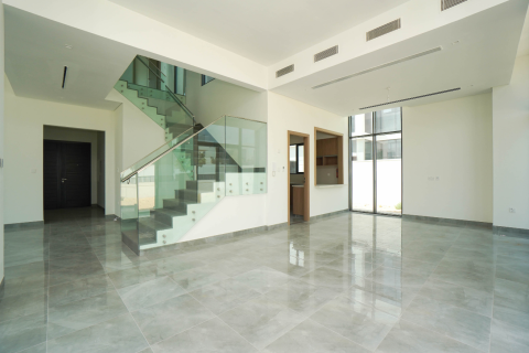 Üürile anda villa asukohaga Al Furjan, Dubai, AÜE: 5 magamistoaga, 570 m² Nr 726143 - pilt 13
