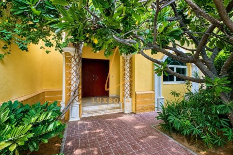 Jumeirah Park, Dubai, BAE’de kiralık villa 4 yatak odası, 511 m² No 726145 - fotoğraf 16