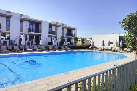 خانه شهری در Arabian Ranches 3، Dubai ، امارات متحده عربی 3 خوابه ، 130 متر مربع.  شماره 726038